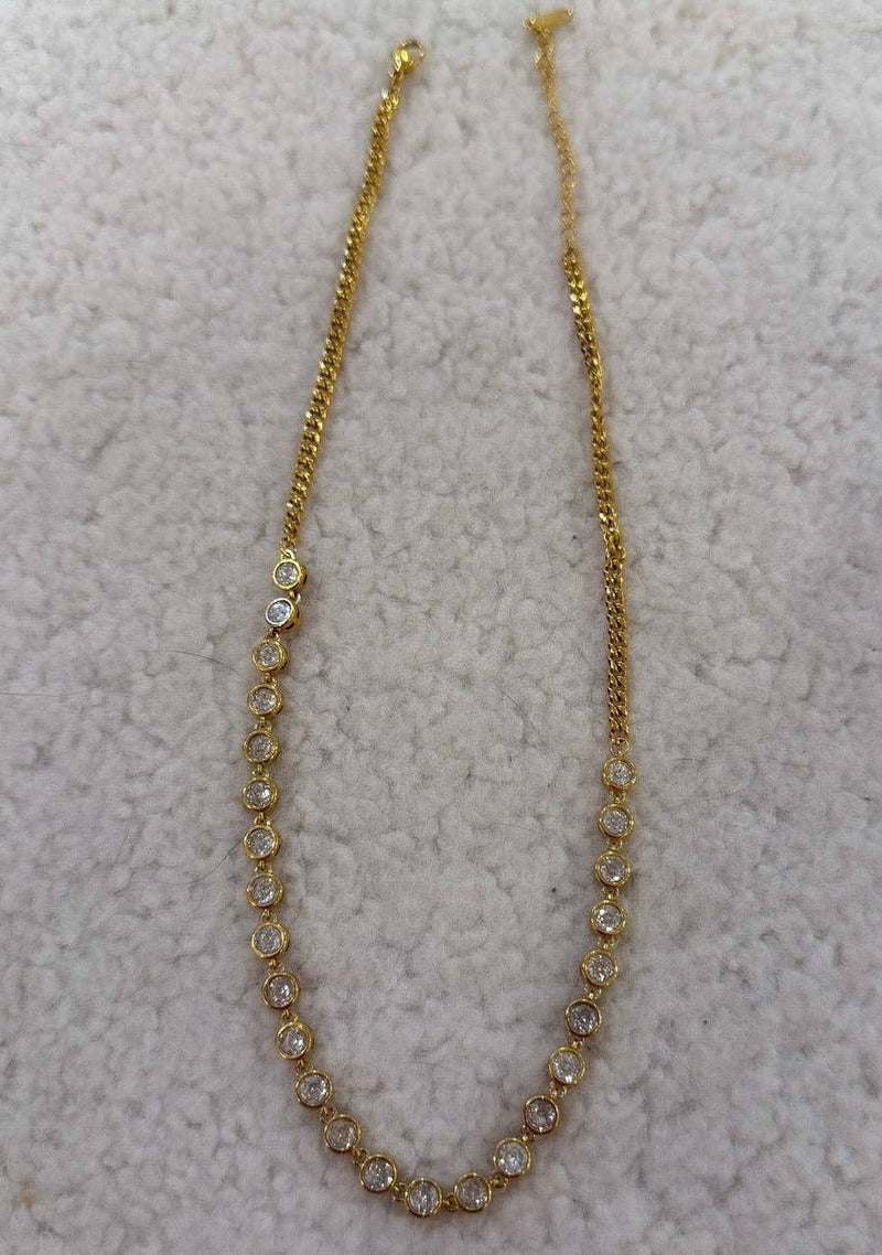 ROXIE NECKLACE